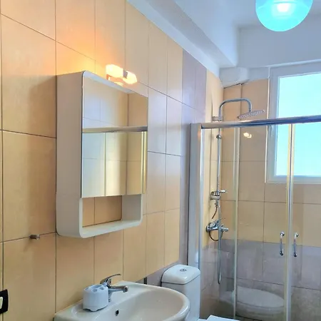 Apartment With Sea View 059